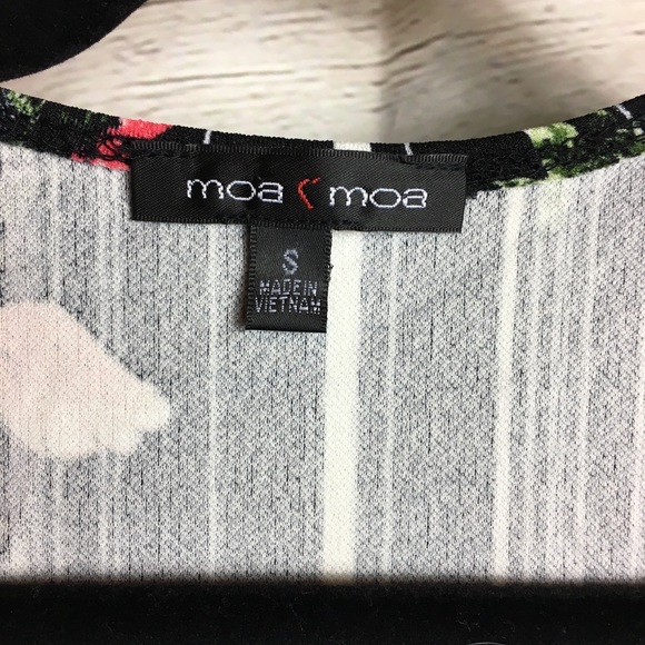 Moa Moa Ribbed Open Crop Top - Picture 6 of 6